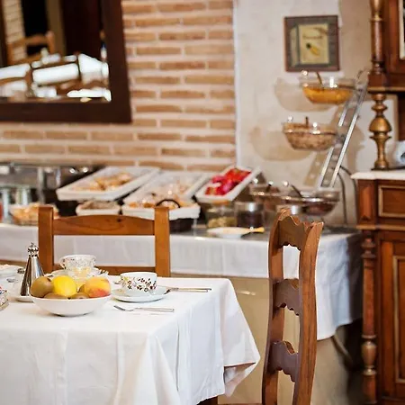 Yit Puerta Bisagra 2* Толедо