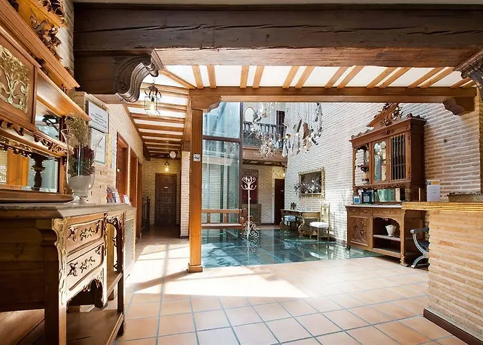 Affittacamere Yit Puerta Bisagra 2*