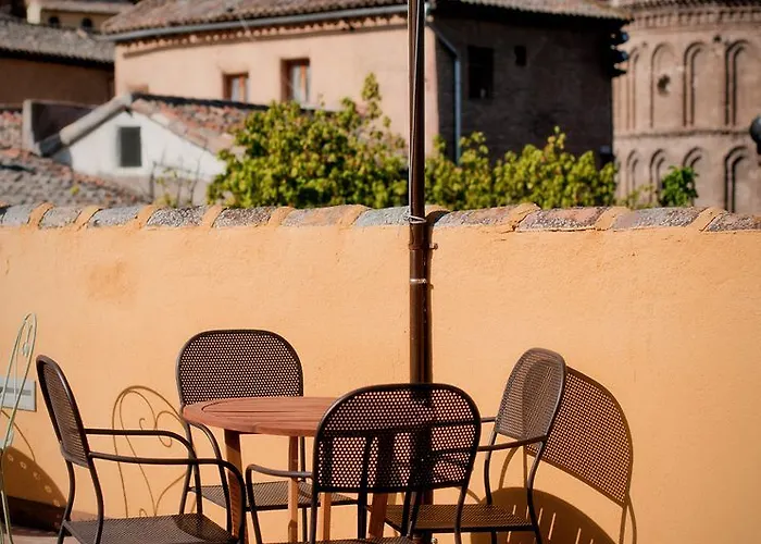 Affittacamere Yit Puerta Bisagra 2*