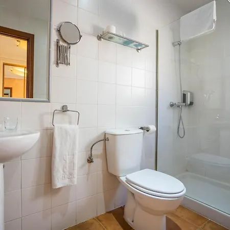 Yit Puerta Bisagra 2* Толедо