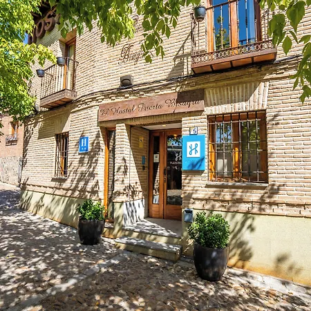 Pensionat Yit Puerta Bisagra 2*