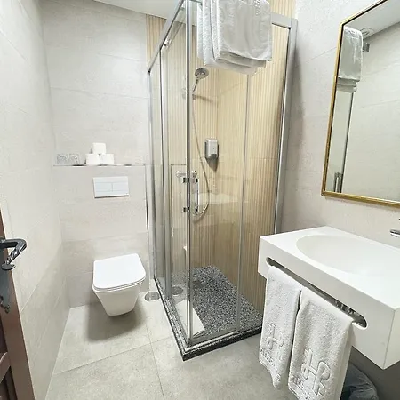 Yit Puerta Bisagra 2*