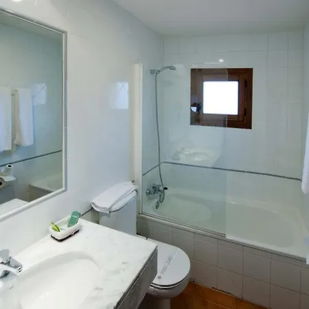 Pensionat Yit Puerta Bisagra