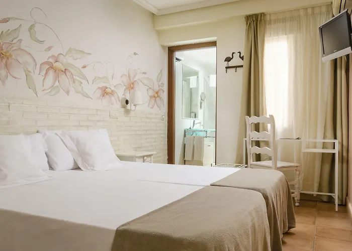 Guest house Yit Puerta Bisagra