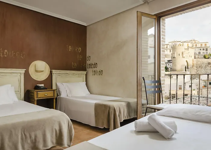 Yit Puerta Bisagra Guest house