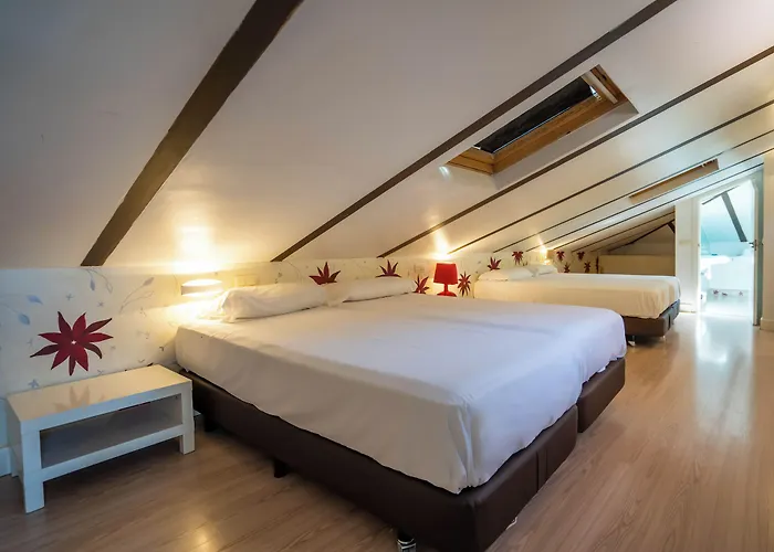 Yit Puerta Bisagra 2*