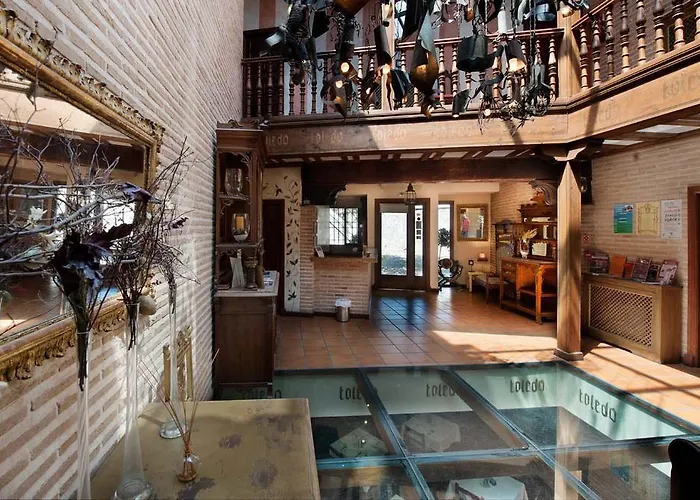 Pensión Yit Puerta Bisagra 2*